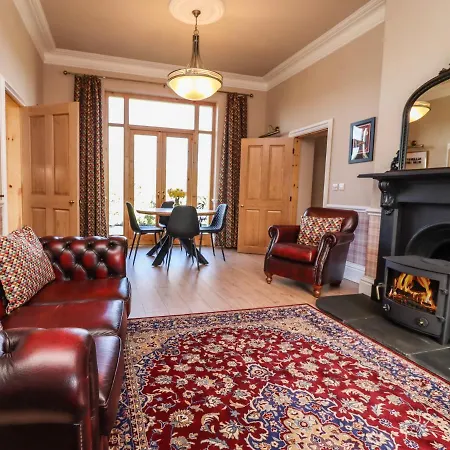 The Ticket Office Allerston Semesterbostad *