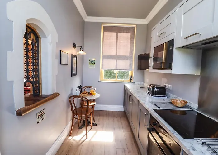 بيت للعطل The Ticket Office Allerston