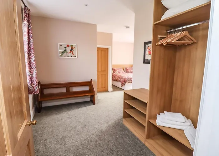 The Ticket Office Allerston بيت للعطل *