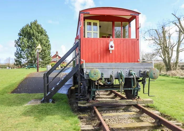 The Ticket Office Allerston * بيكرينغ